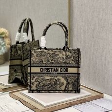 Christian Dior Shopping Bags